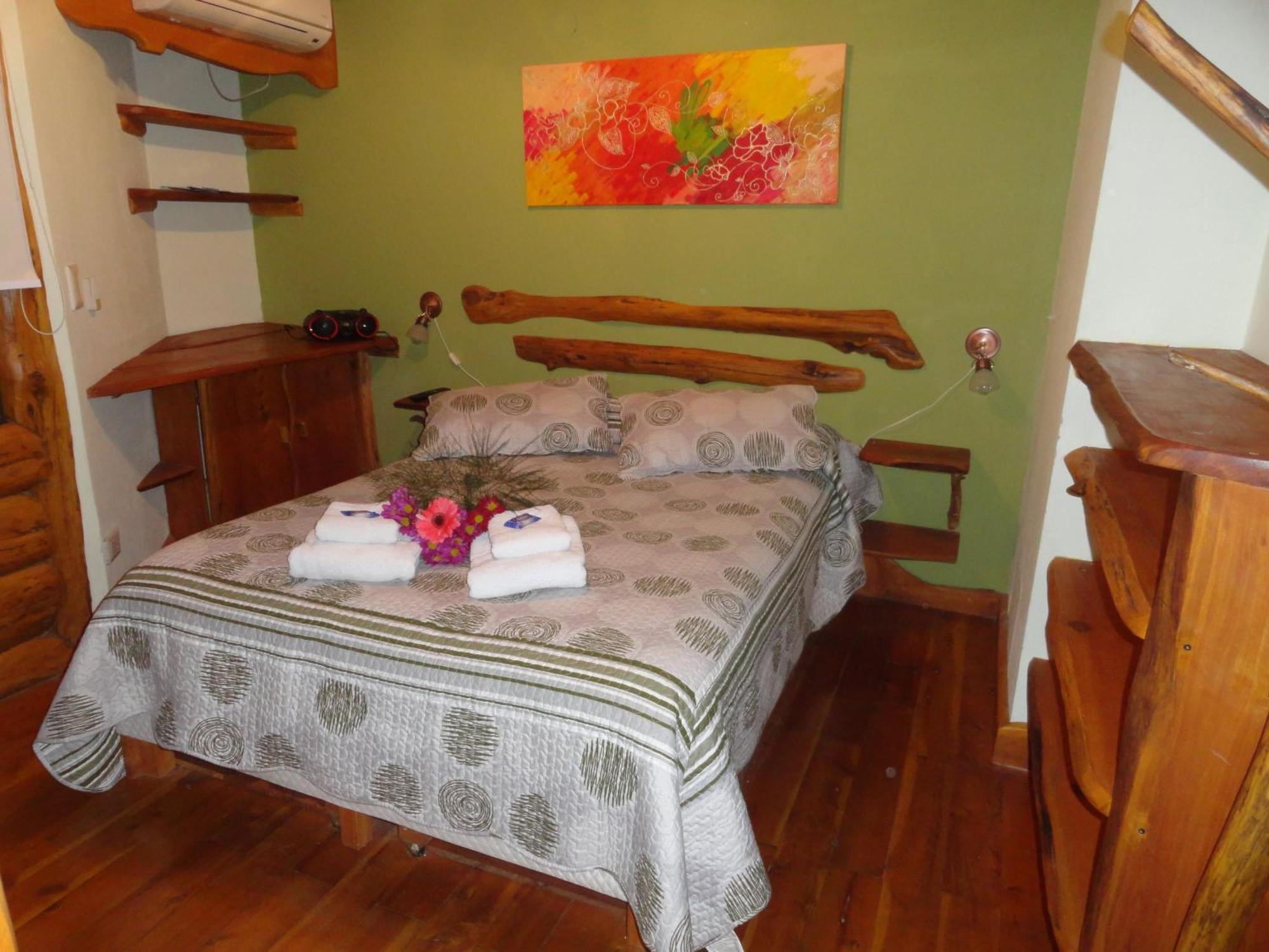 Cabanas Altos Del Lago Lodge