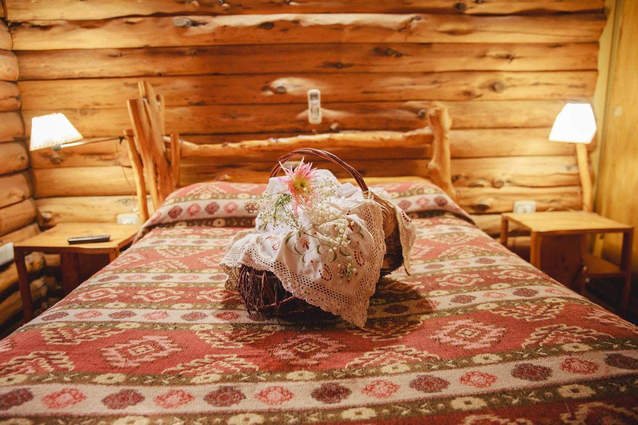 Cabanas Altos Del Lago Lodge